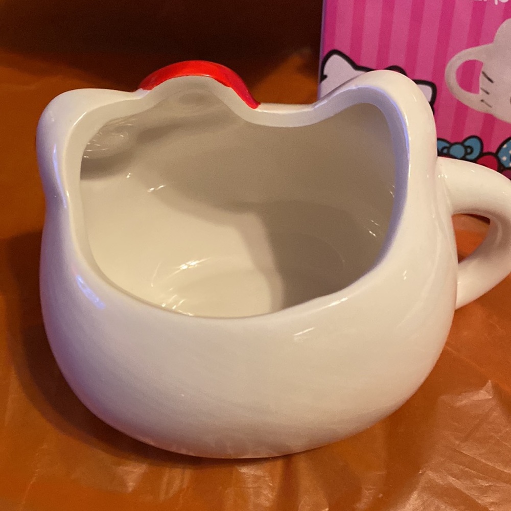 Hello Kitty items X3! - Picture 11 of 11